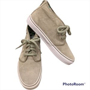 Men’s Vans Chukka Zip LX, laurel oak suede sneakers. Men’s 8 / Women’s 9.5